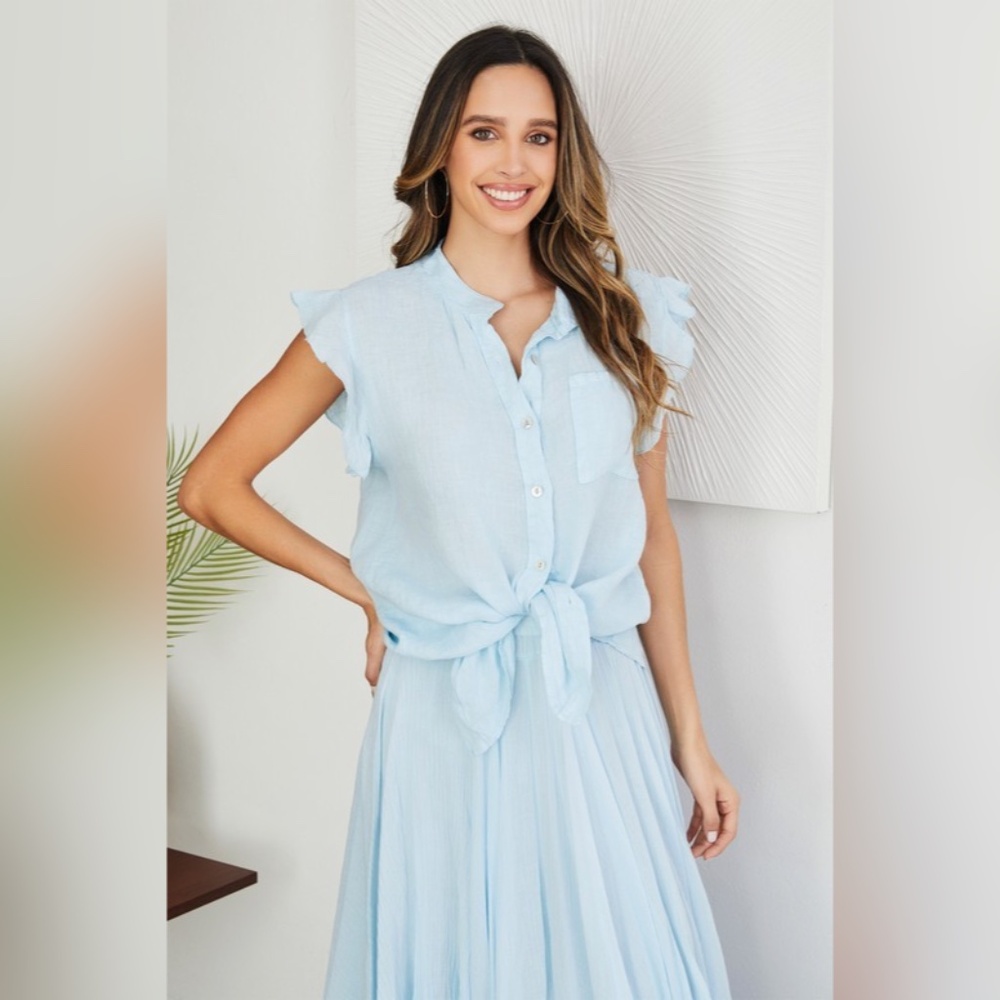 (8093-SKY) SOLID RUFFLE SHORT SLEEVE CHEST POCKET BUTTON DOWN LINEN TOP